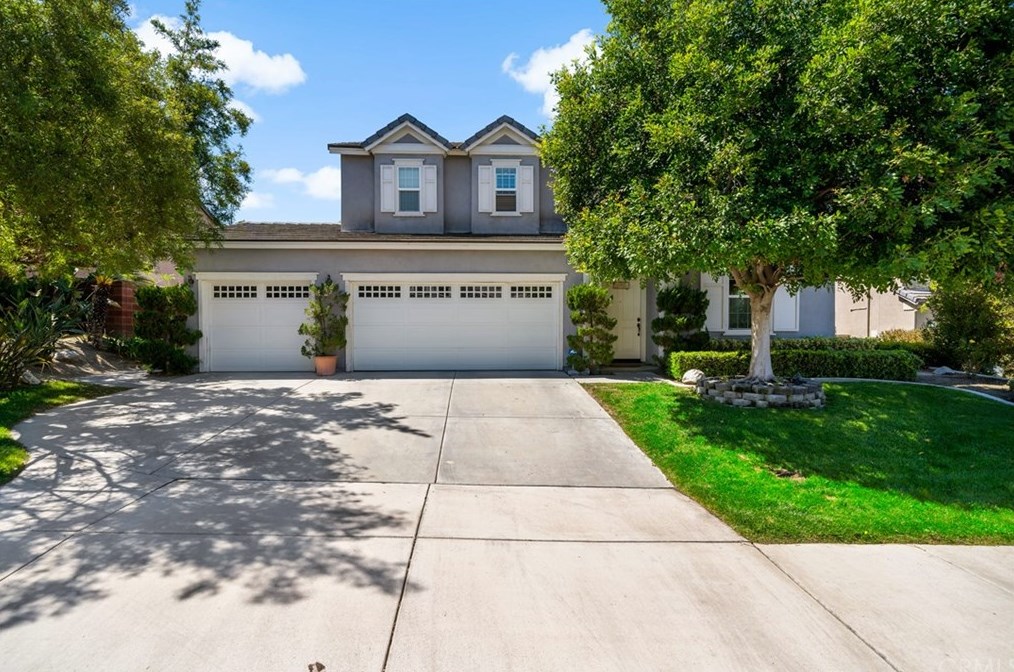 30587 Lily Pond Ln, Murrieta, CA 92563-2596