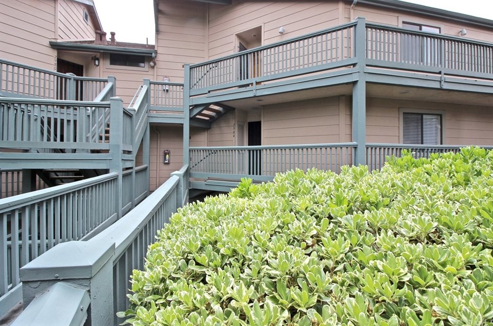 2984 Elm Tree Ct, Spring Valley, CA 91978-1965