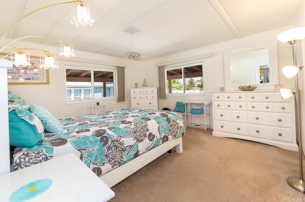 28890 Calle Alta, Murrieta CA  92563-5640 exterior