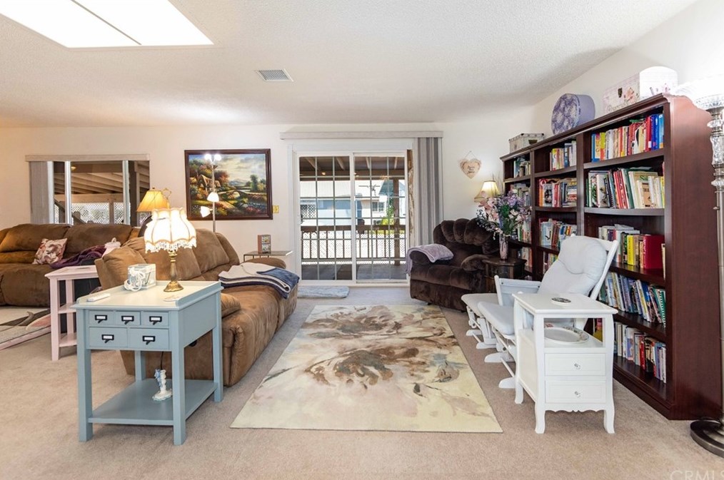 28890 Calle Alta, Murrieta CA  92563-5640 exterior