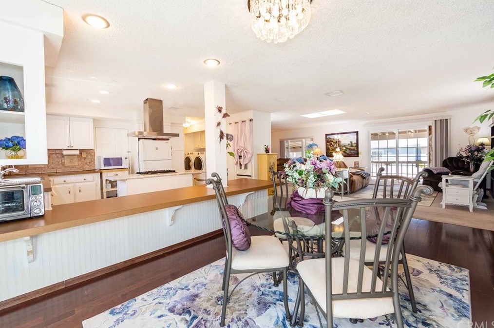 28890 Calle Alta, Murrieta CA  92563-5640 exterior