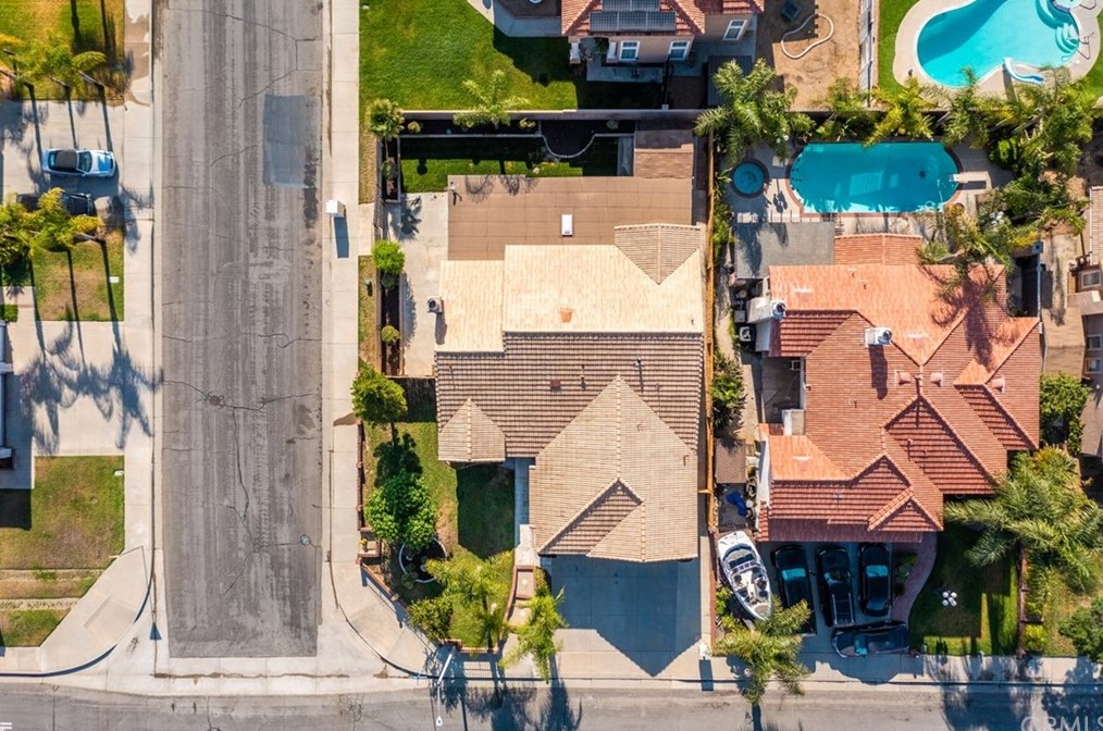 16198 Greenfield St, Moreno Valley CA  92551-7256 exterior
