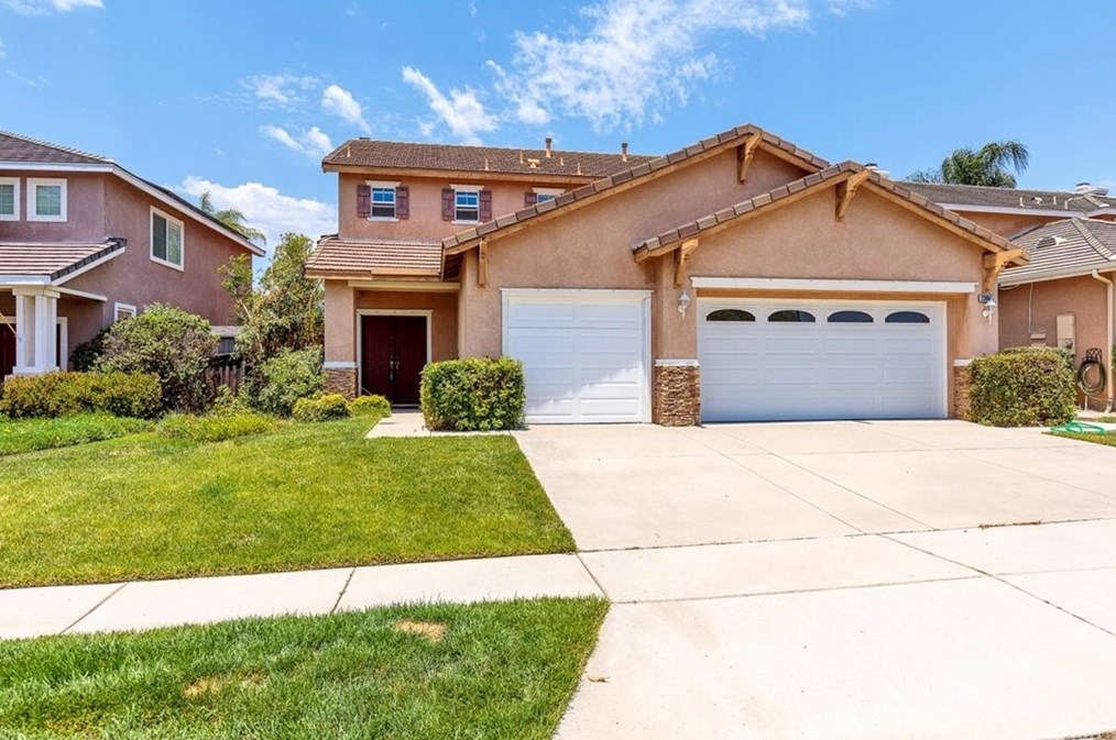 23864 Silverleaf Way, Murrieta, CA 92562-3299