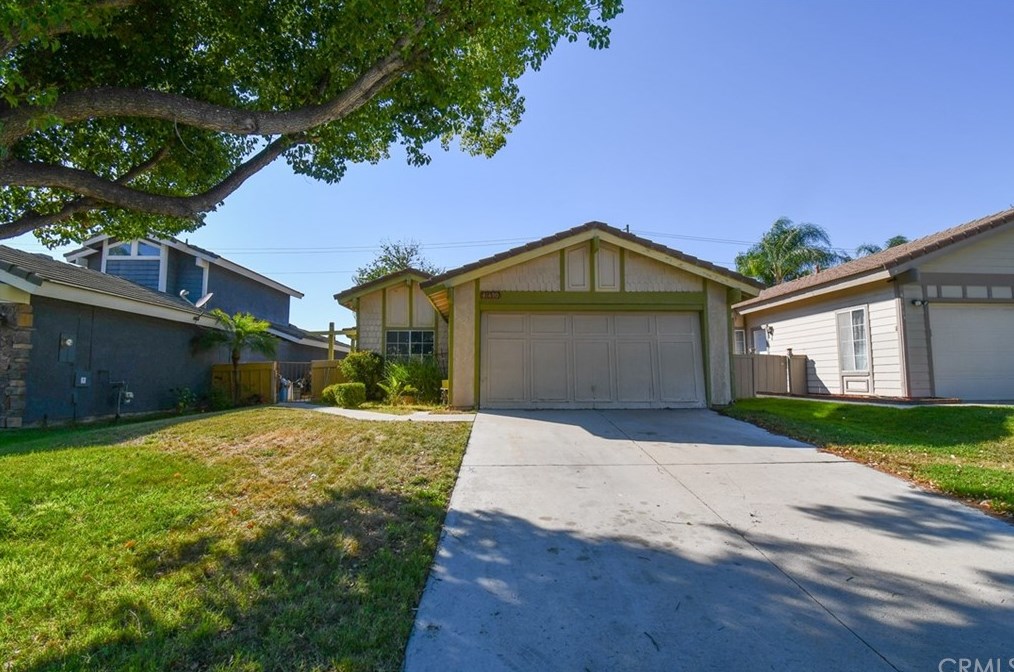 41489 Avenida De La Reina, Temecula, CA 92592-5415