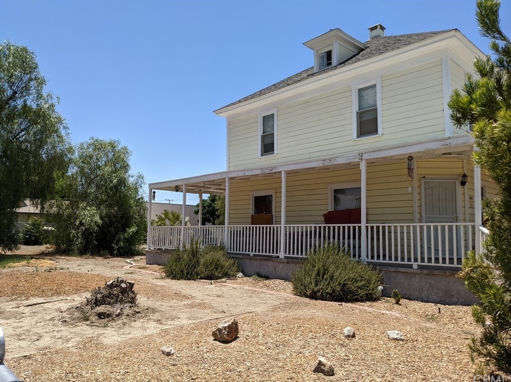 403 Latham Ave, Hemet, CA 92543-4223