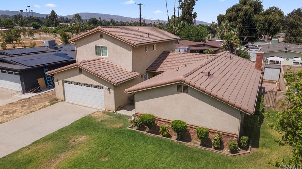 609 Lincoln St, Redlands, CA 92374-4150