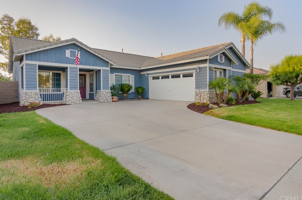 2073 Sawgrass Creek Ln, Corona, CA 92883-0623