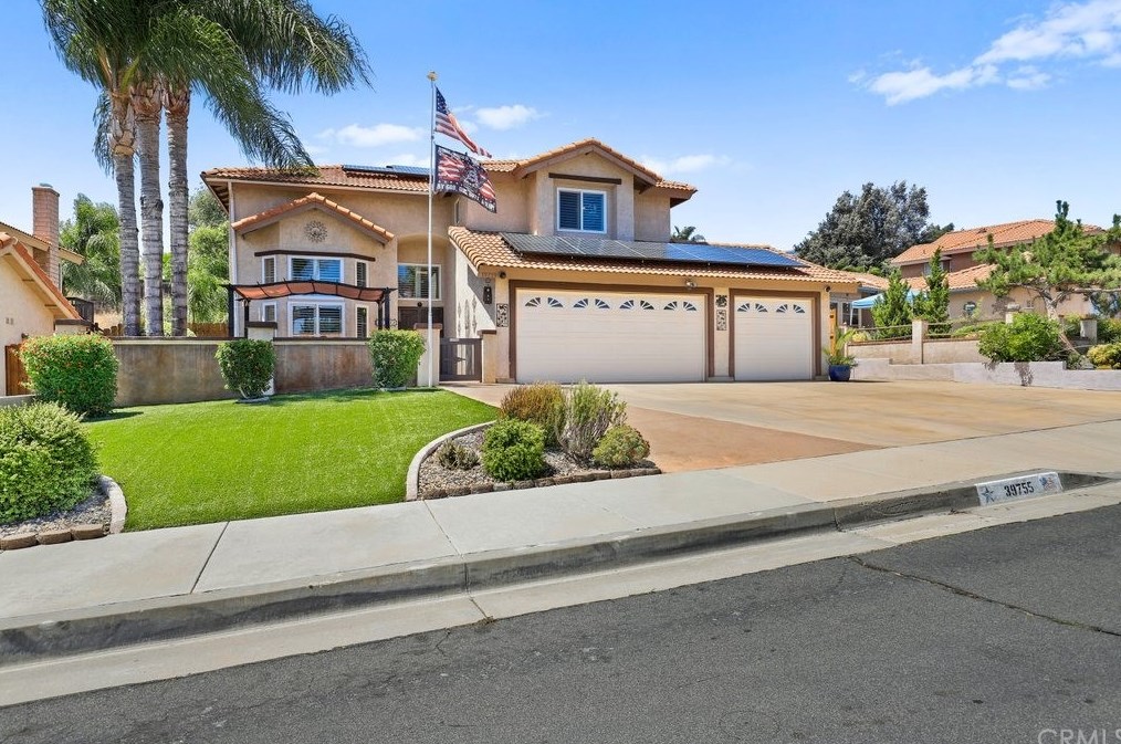 39755 Highbury Dr, Murrieta, CA 92563-5507