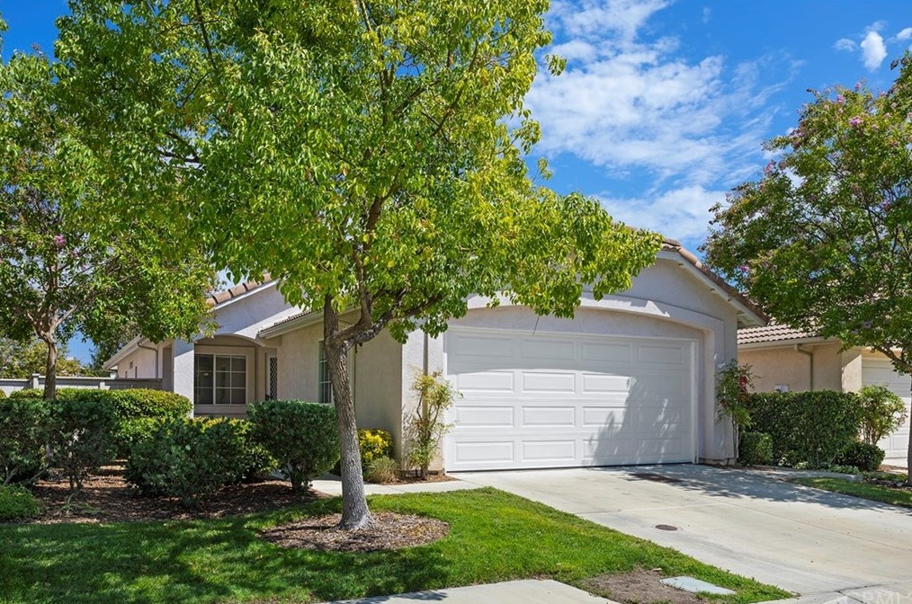 23981 Via Astuto, Murrieta, CA 92562-3571