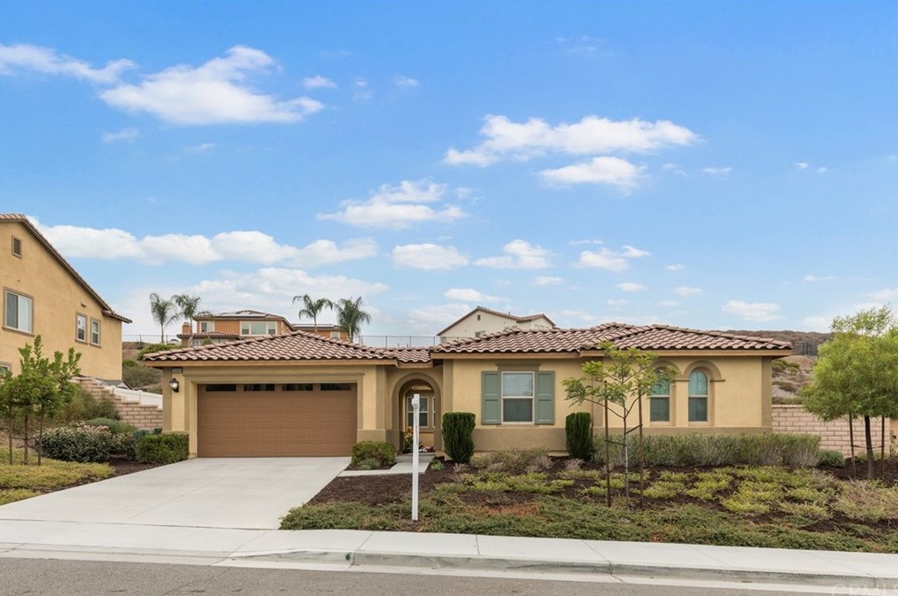 35600 Ginger Tree Dr, Winchester, CA 92596