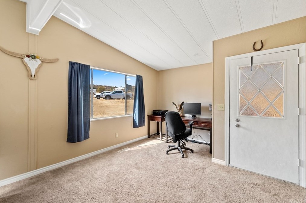 45032 Witten Dr, Aguanga, CA 92536