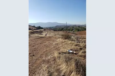 22 E Franklin St, Lake Elsinore, CA 92530 - Photo 2