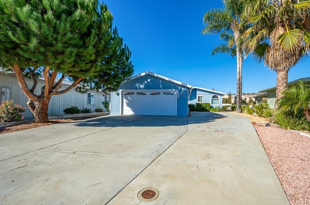 28880 Calle Alta, Murrieta, CA 92563-5640