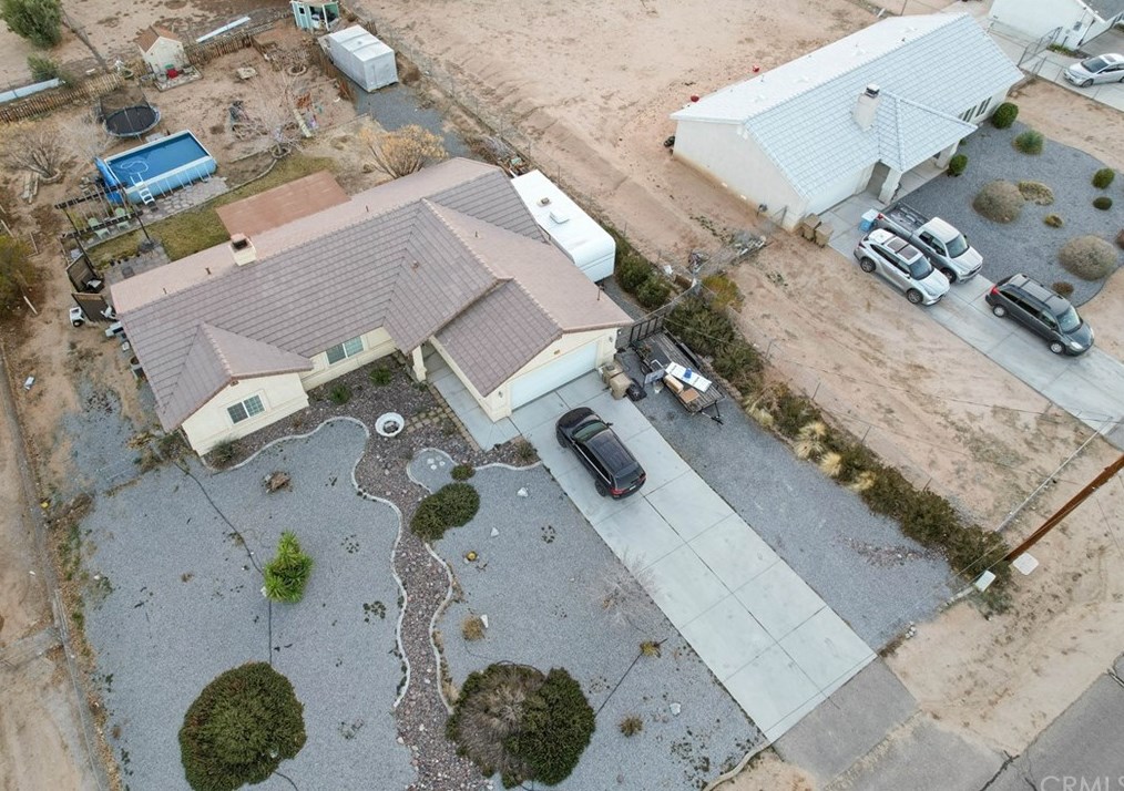 18547 Yucca St, Hesperia, CA 92345-6428