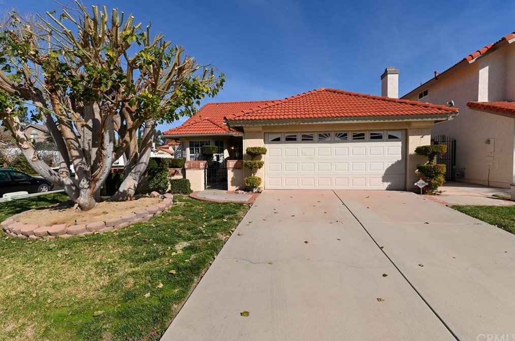 24460 Tuscola Cir, Murrieta CA 92562-4154 exterior