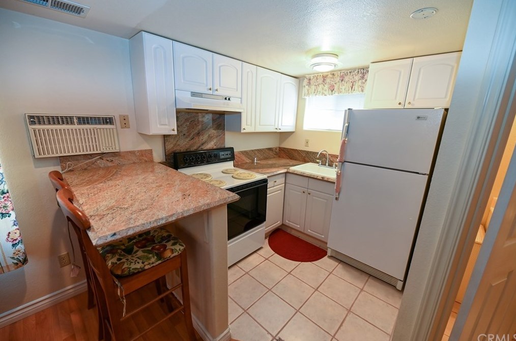 24460 Tuscola Cir, Murrieta CA 92562-4154 exterior