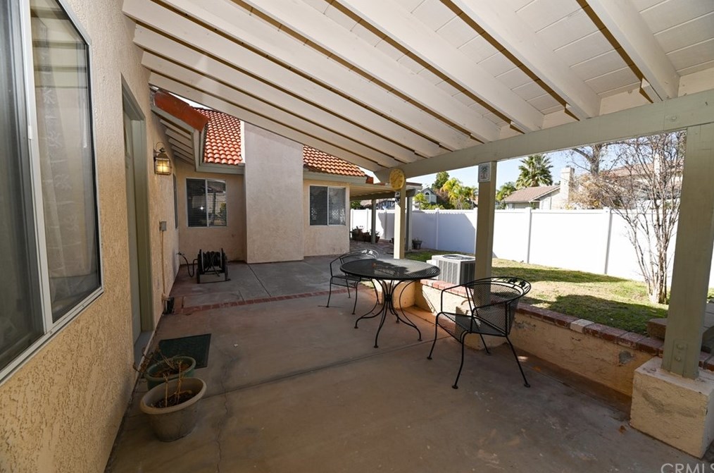 24460 Tuscola Cir, Murrieta CA 92562-4154 exterior