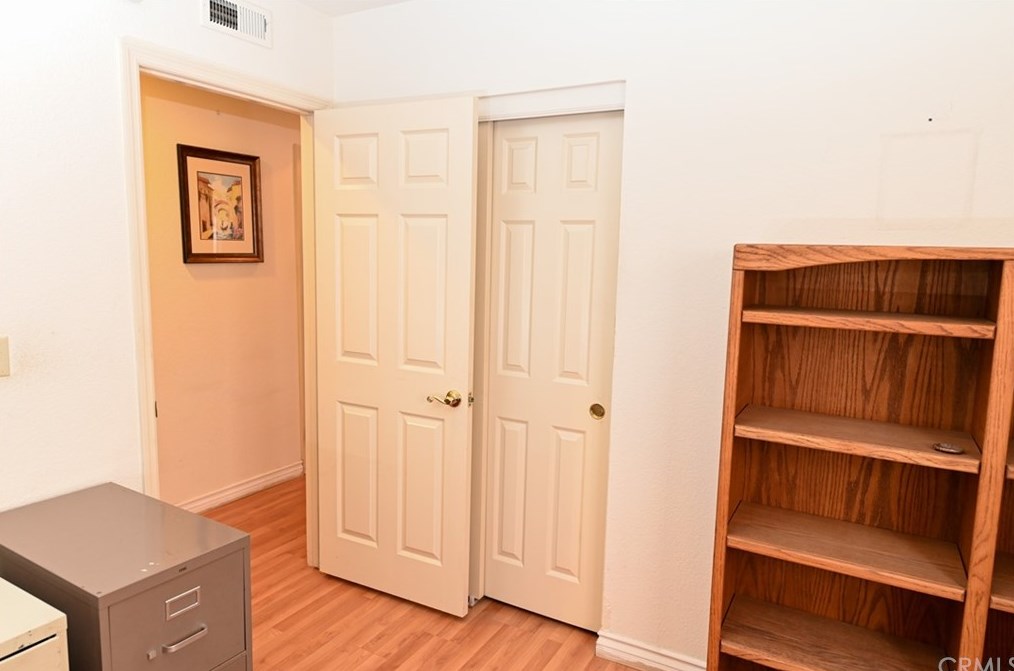 24460 Tuscola Cir, Murrieta CA 92562-4154 exterior