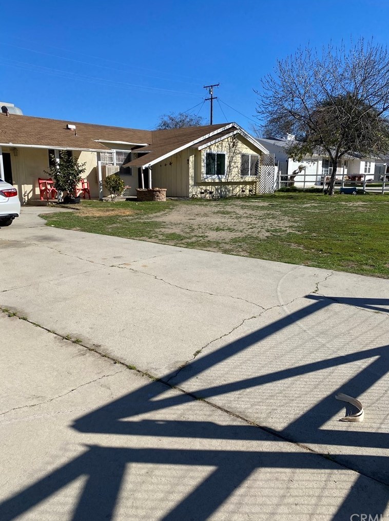41322 Whittier Ave, Hemet CA  92544-4400 exterior
