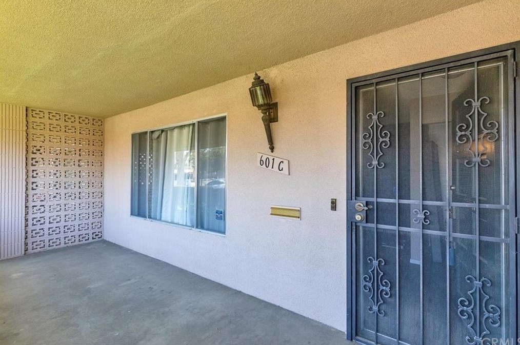 601 S Palm Ave #c, Hemet, CA 92543