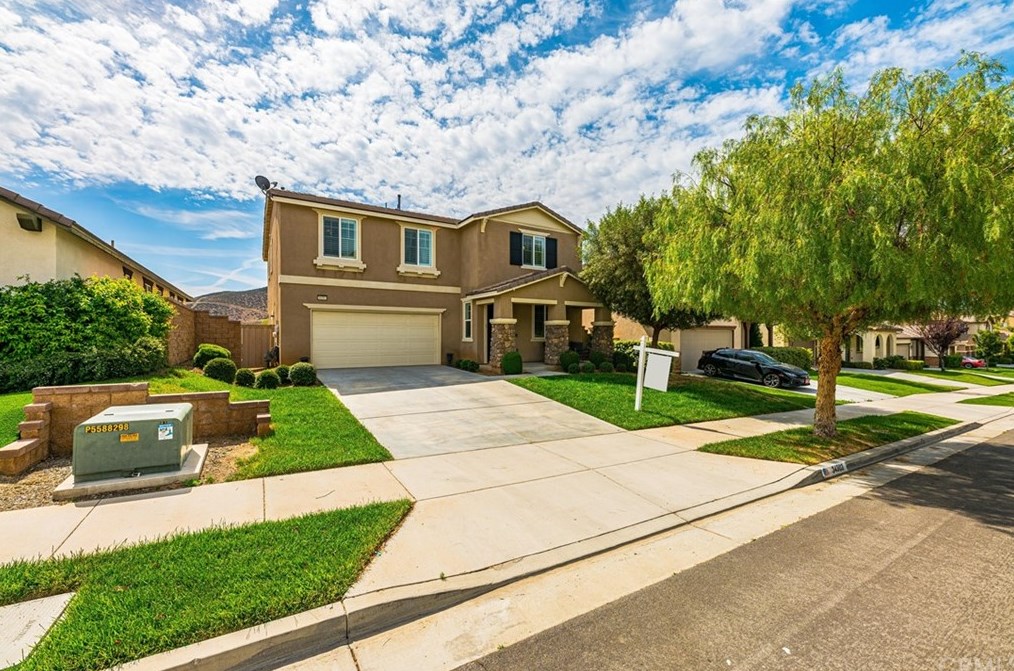 34303 Heather Ridge Rd, Lake Elsinore, CA 92532