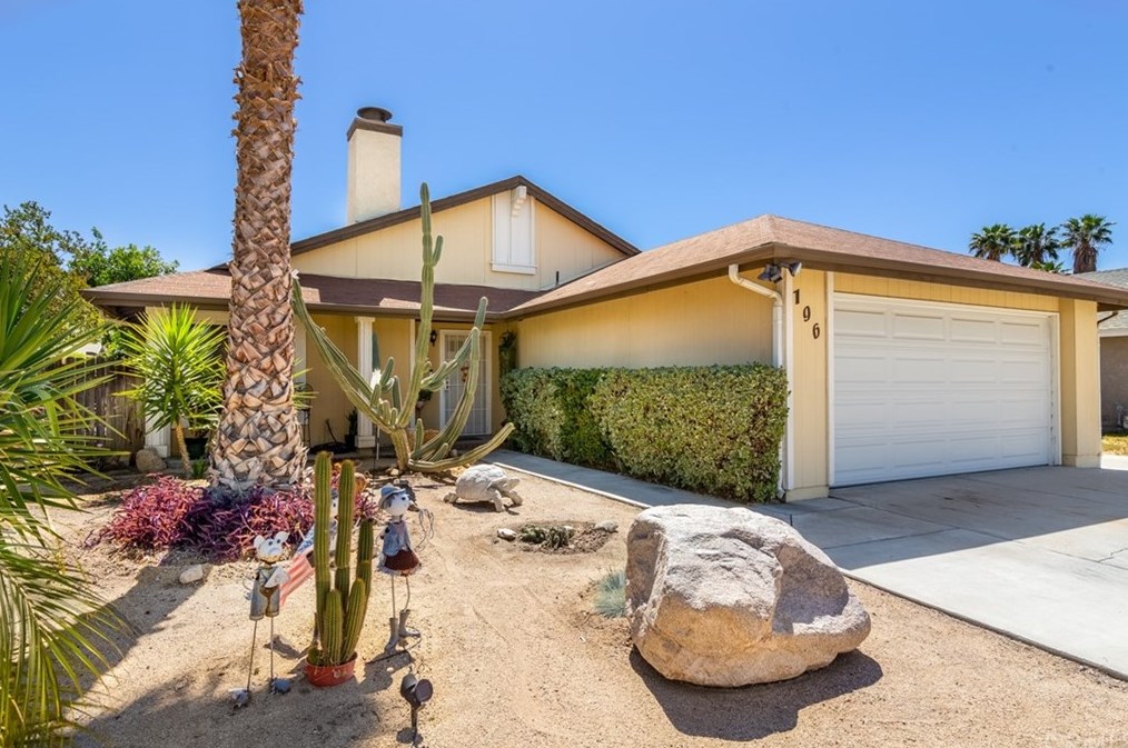 196 Mosport St, Hemet, CA 92544-5006
