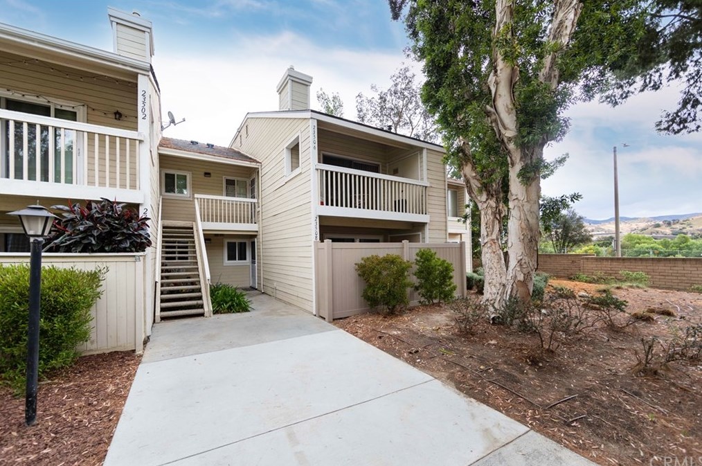 23508 Cambridge Rd #305, Yorba Linda, CA 92887
