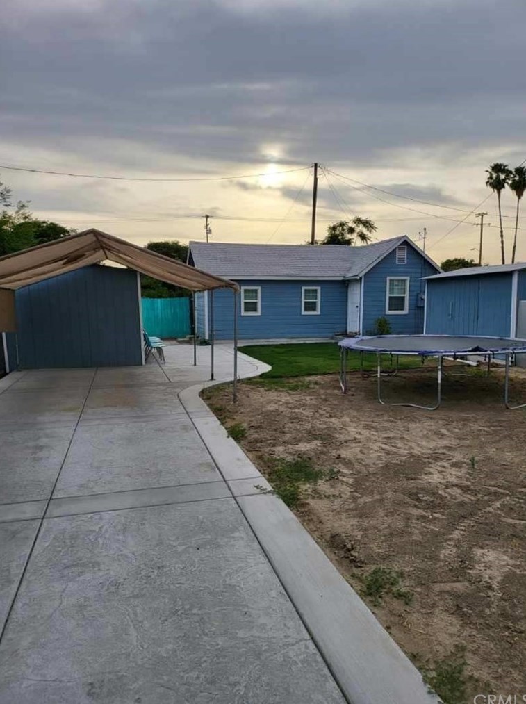 213 Inez St, Hemet, CA 92543-4115