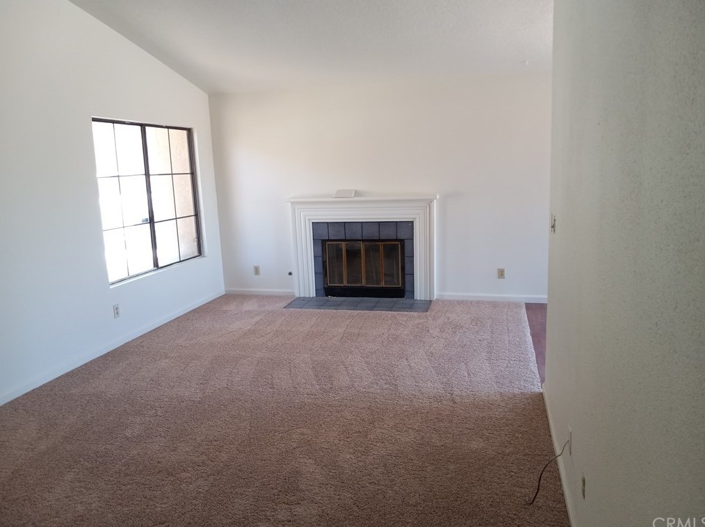 15620 Half Moon Dr, Lake Elsinore, CA 92530