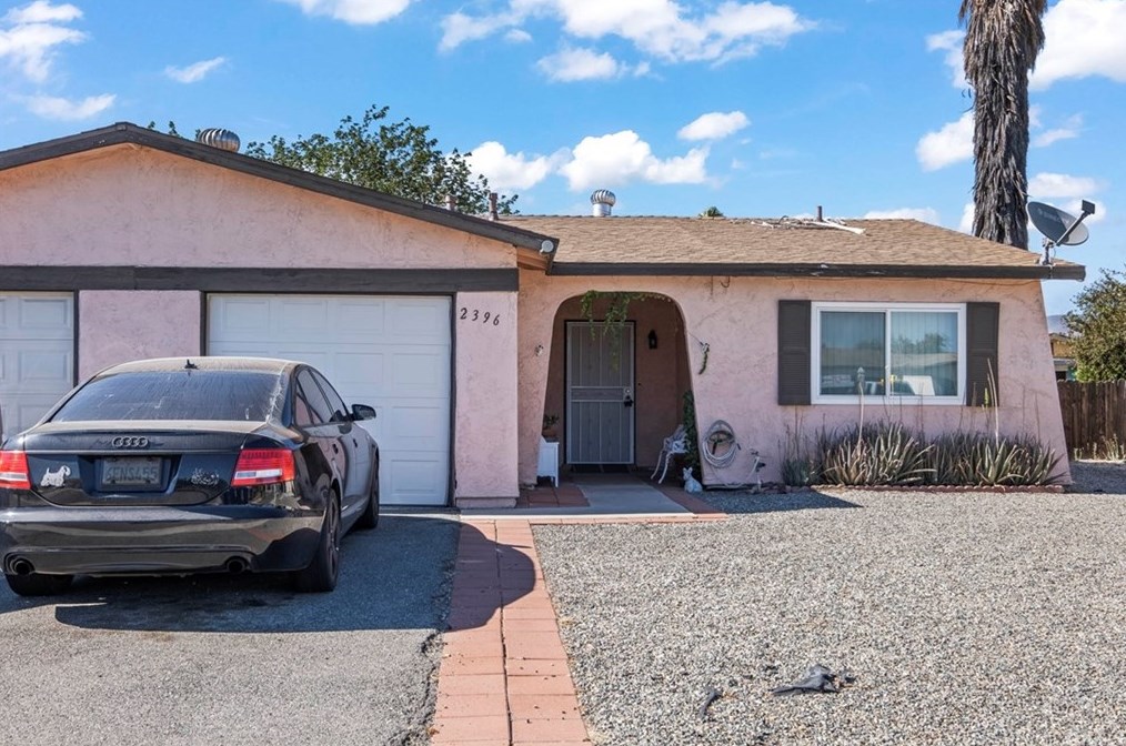 2396 Corinto Ct, Hemet, CA 92545-2544