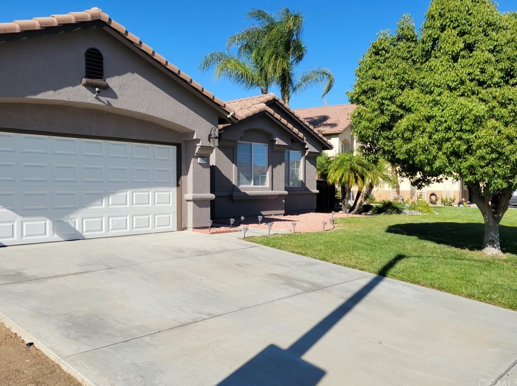 24080 Colmar Ln, Murrieta, CA 92562-1984