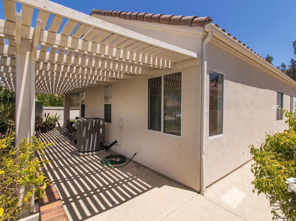 23761 Via Barletta, Murrieta CA  92562-5535 exterior