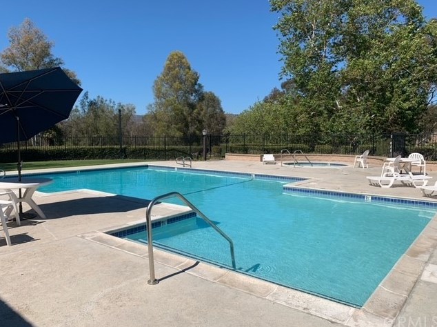 362 Mahogany Gln, Escondido CA  92026-4929 exterior