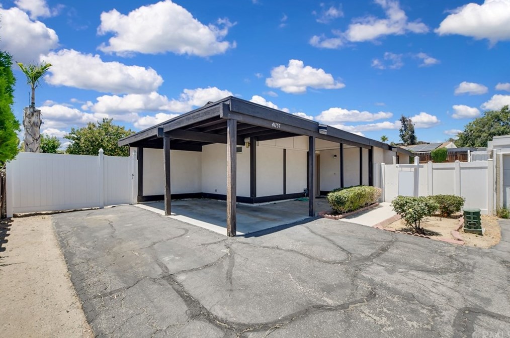 41157 Poco Via St, Temecula, CA 92591