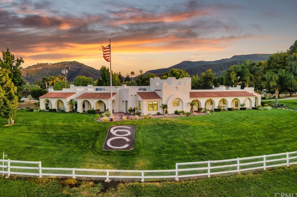 25471 Hayes Ave, Murrieta, CA 92562-8752