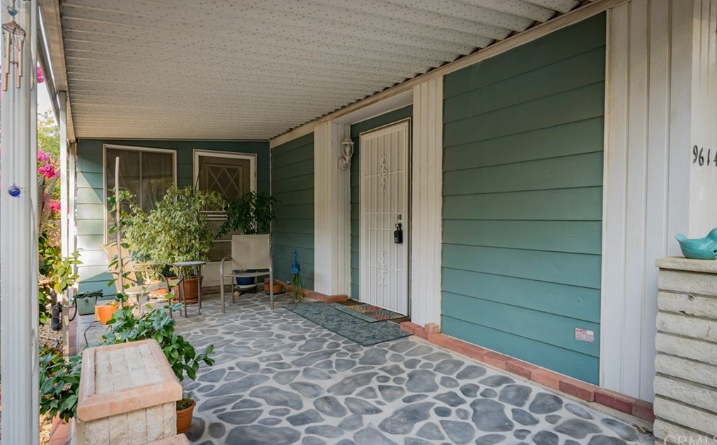 9614 Terra Linda Way, Calimesa, CA 92320