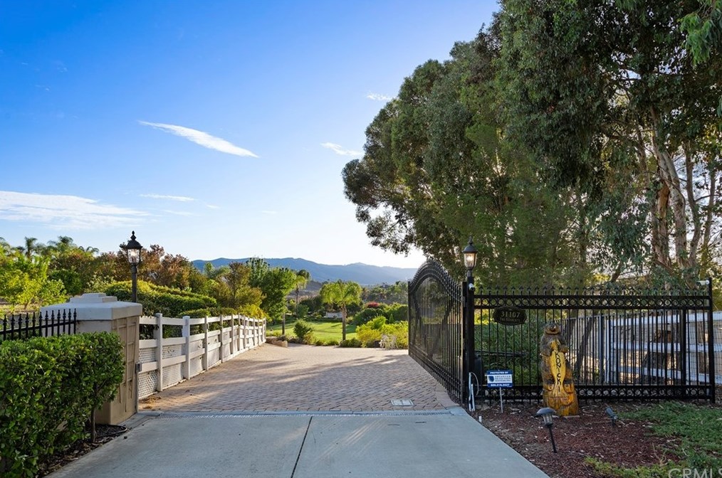 31107 Mariposa Pl, Temecula, CA 92592