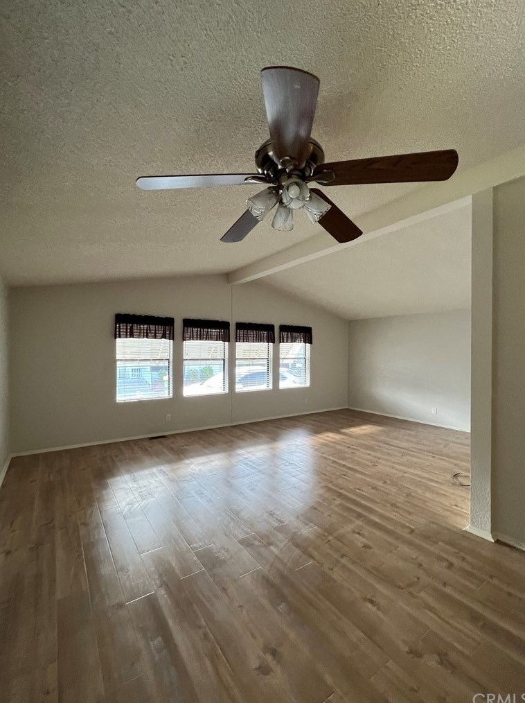 24600 Mountain Ave #87, Hemet, CA 92544