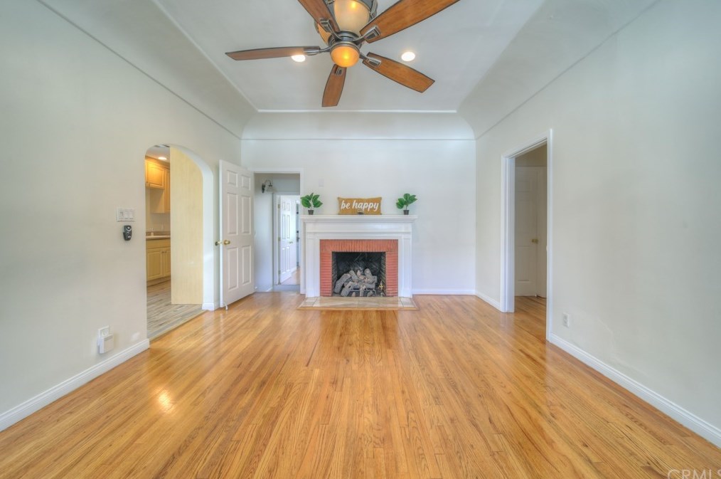 4250 York Blvd, Los Angeles CA  90065-4625 exterior