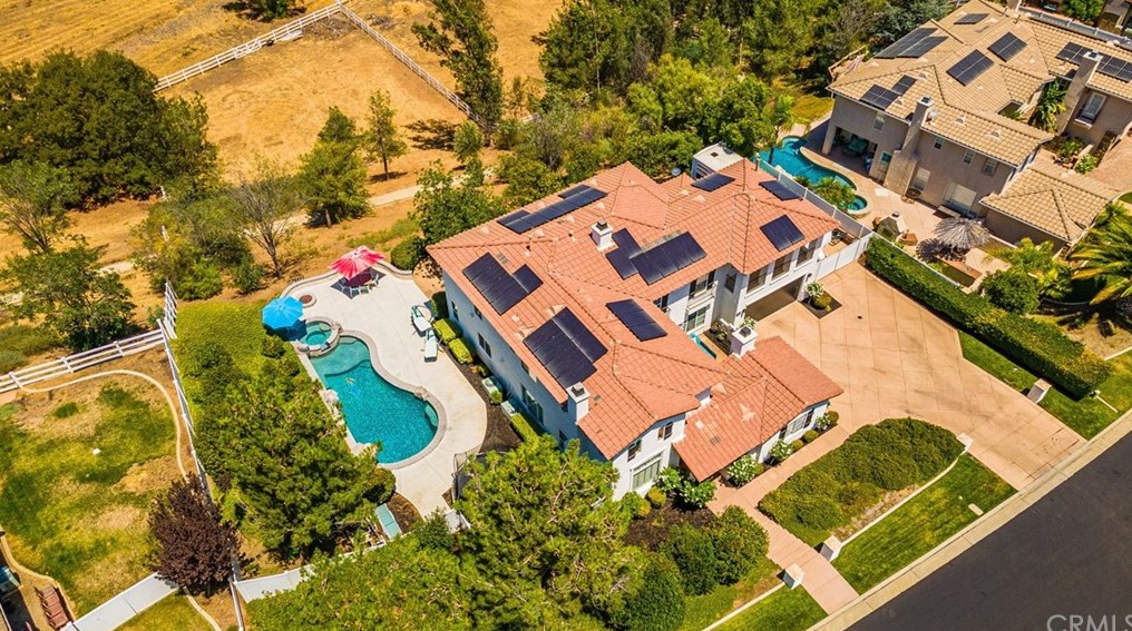 42950 Joshua Tree Ct, Murrieta, CA 92562-8949
