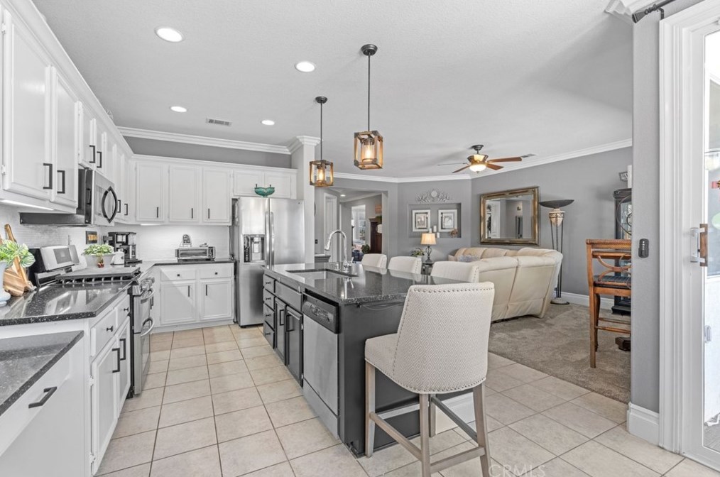 35589 Country Park Dr, Wildomar, CA 92595