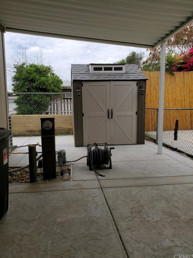 16860 Slover Ave, Fontana CA  92337-7528 exterior