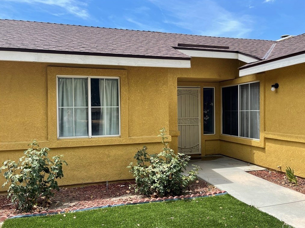 25077 Steiner Dr, Hemet, CA 92544-3380