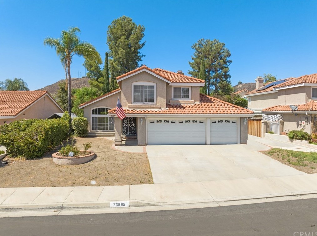 26895 Fayence Dr, Murrieta, CA 92562-4505