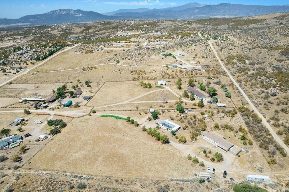 53985 Robin Ln, Aguanga, CA 92536