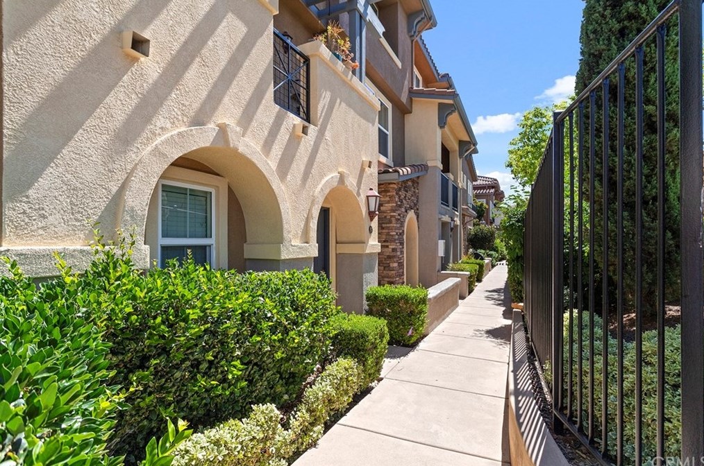 168 Via Montisi, Santee, CA 92071-6411