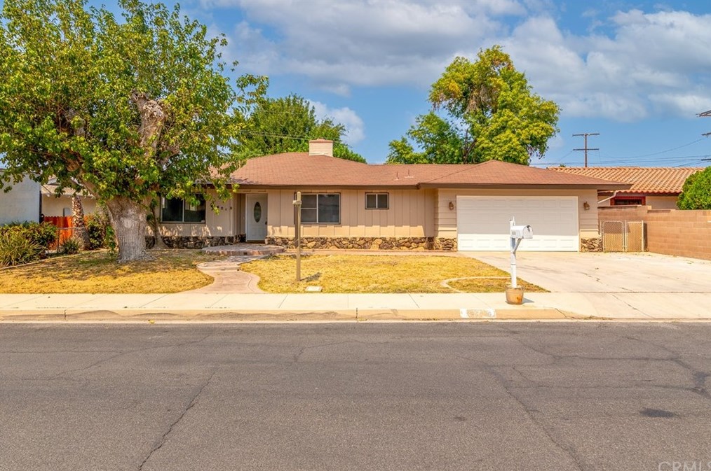 626 Wright St, Hemet, CA 92543-7178