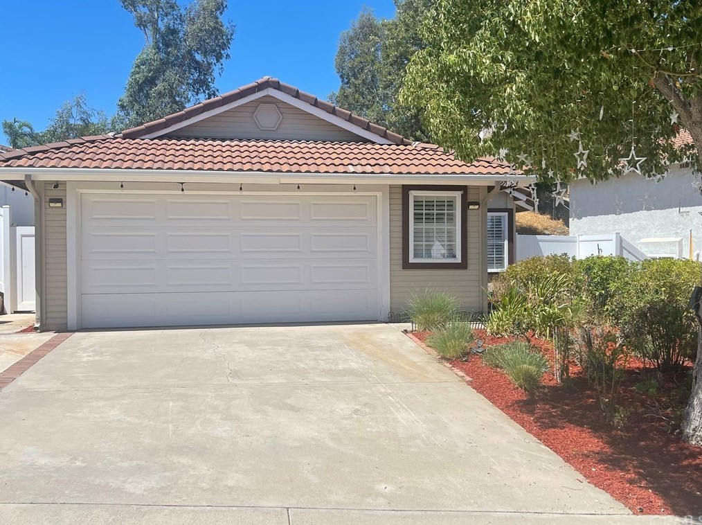 27093 Rainbow Creek Dr, Temecula, CA 92591