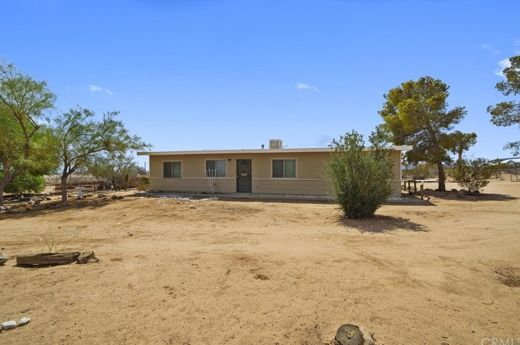 129 Soledad Ave, Yucca Valley, CA 92284