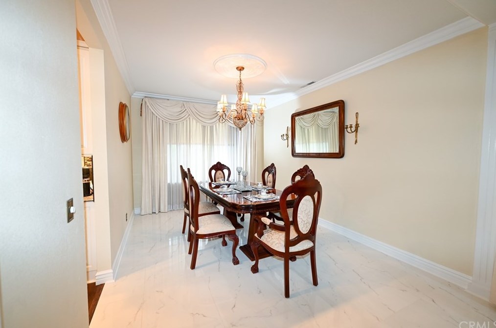 28289 Corte Ocaso, Temecula CA  92592-3081 exterior